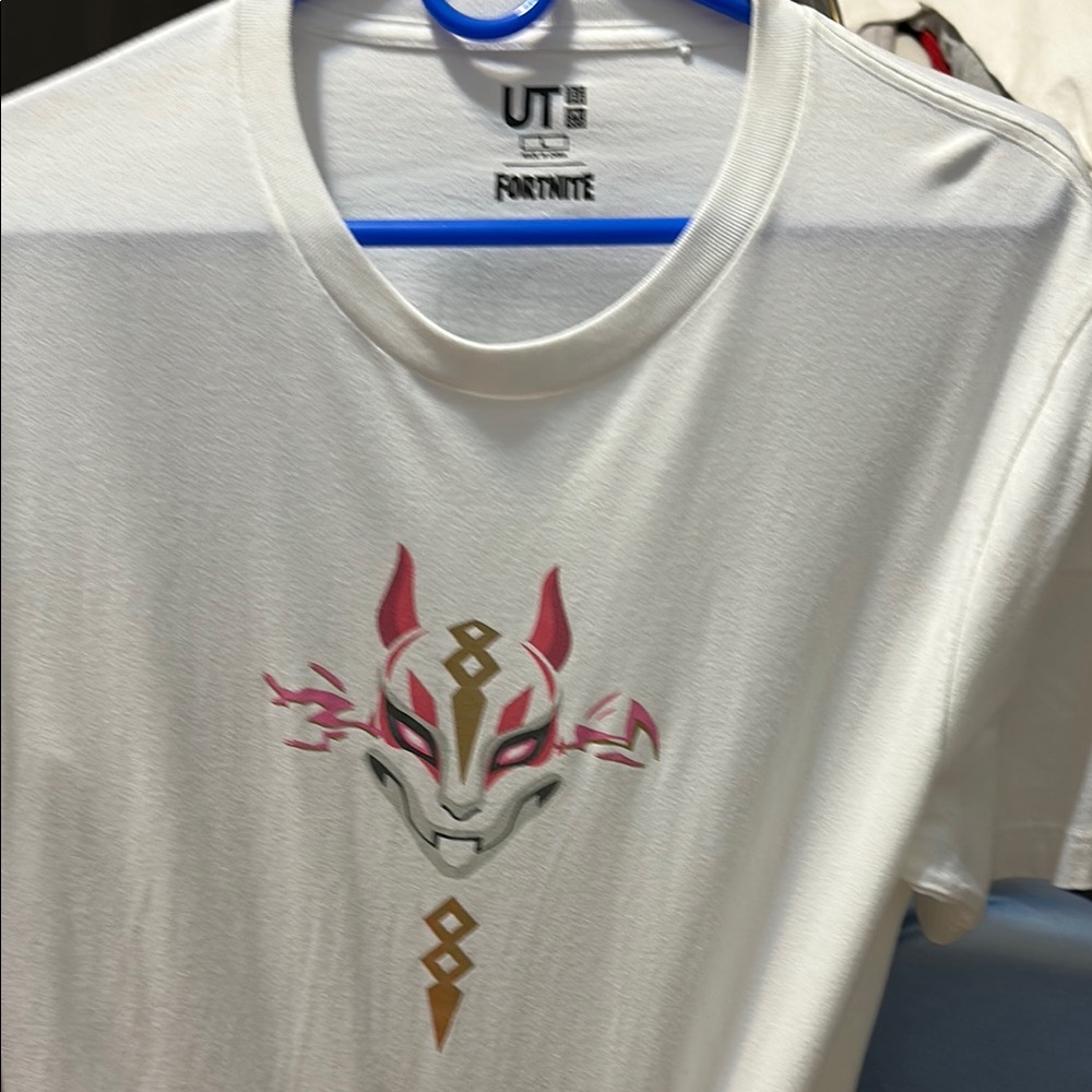 Uniqlo White Short Sleeve Tee
